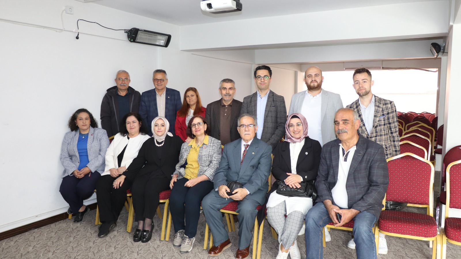 Sema Silkin Ün; Bu Seçim ülkemizin Kader Seçimidir - Cumhuriyet Halk ...